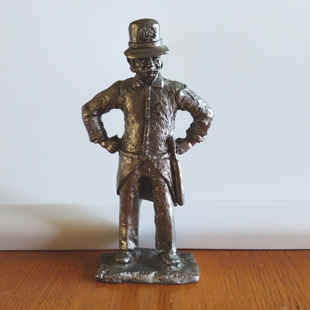 Michael Ricker Handcrafted Pewter Old Time Policeman Figurine